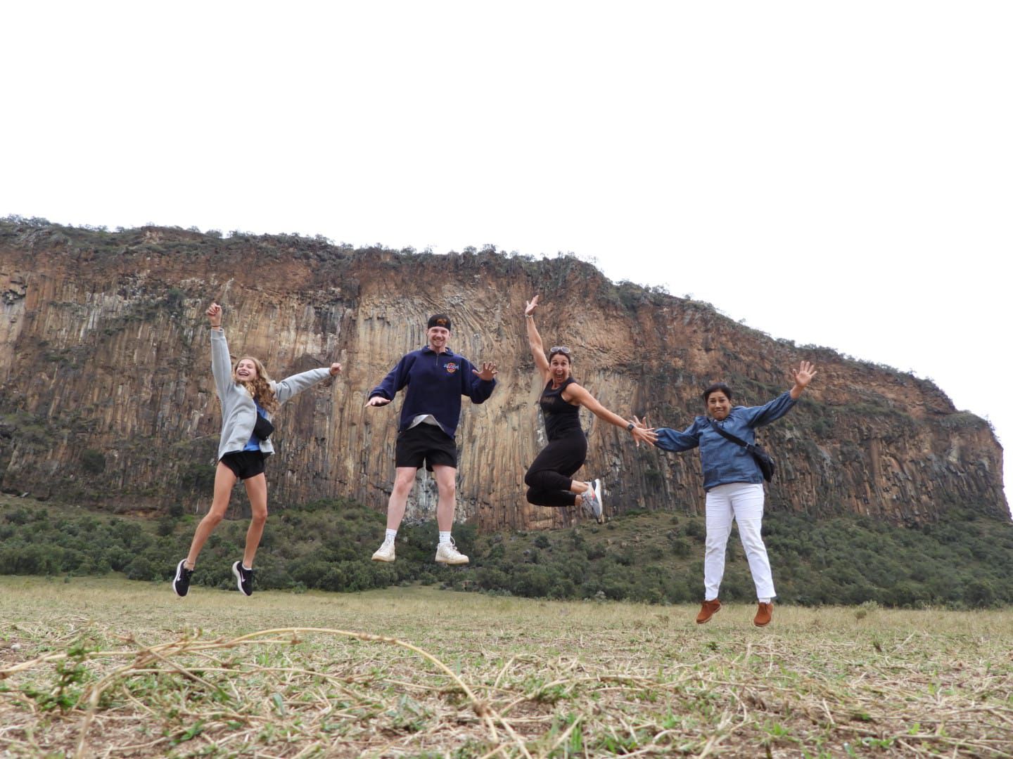 Guests at the cliffs of Hell's Gate National Park